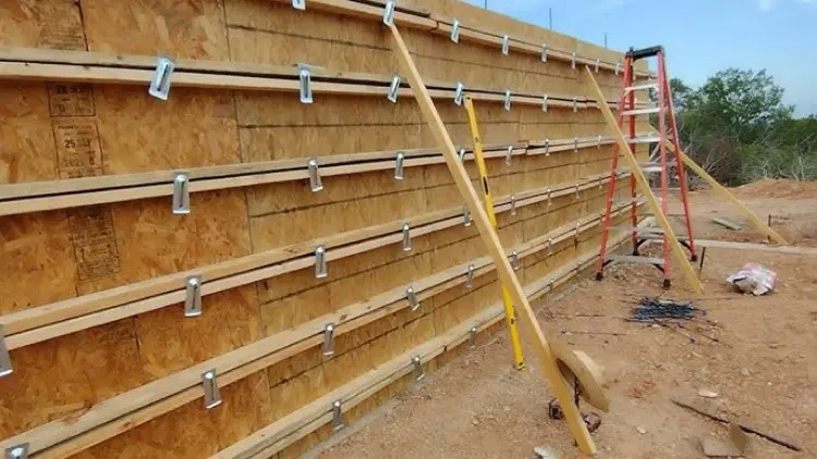 Plywood for concrete shuttering.jpg