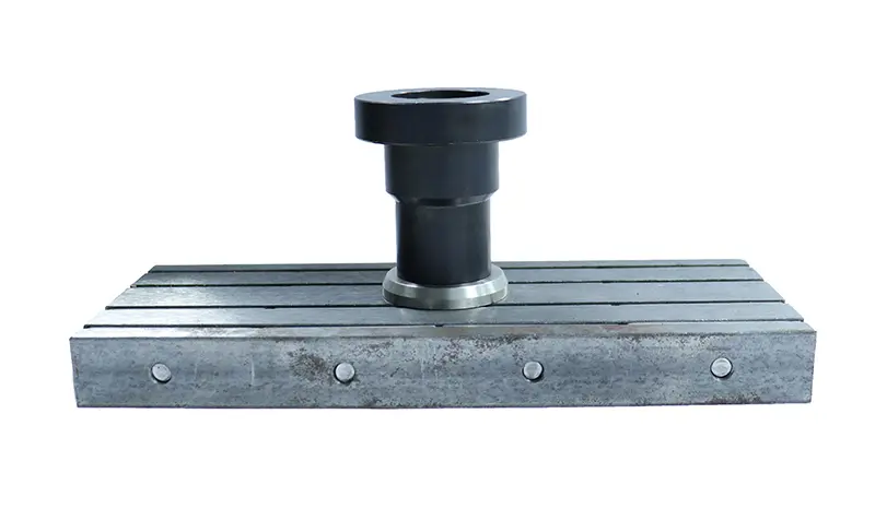 Magnetic array and switch button
