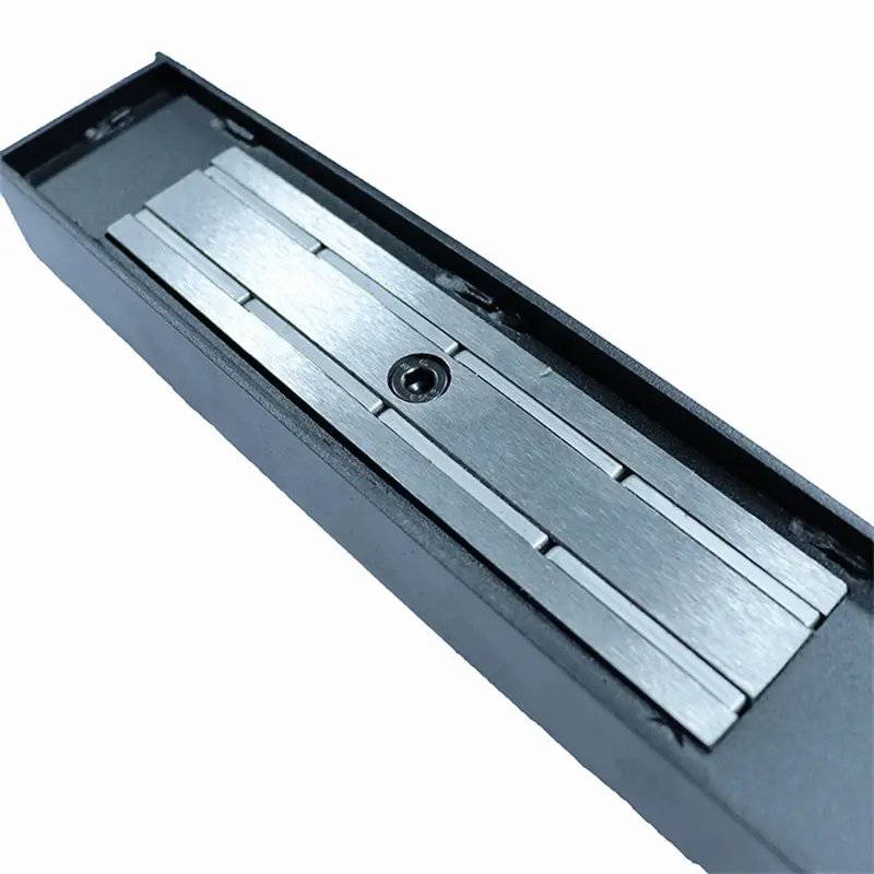 The shutter magnet has a magnetic array consisting of 8 magnets..jpg