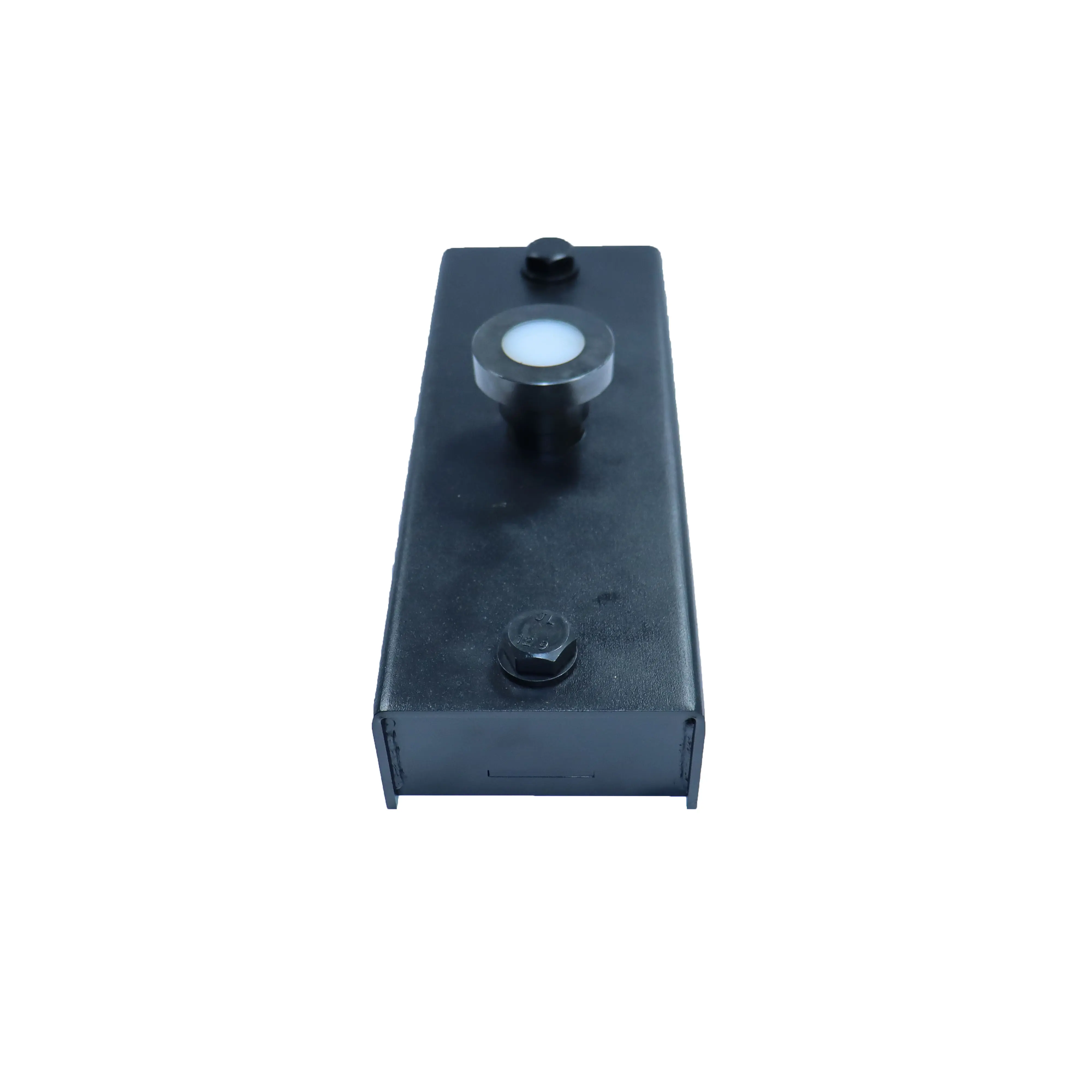 1800 kg precast  magnet.JPG