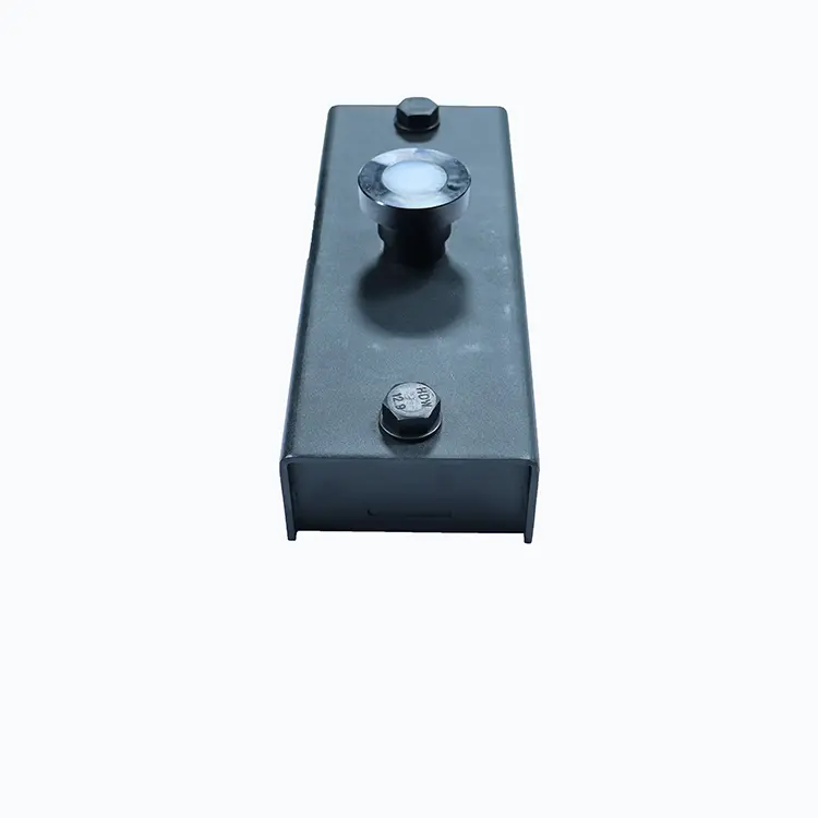 Carbon steel housing magnet shuttering