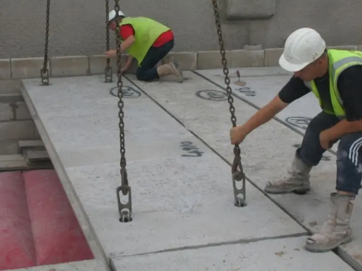 Lifting precast concrete safely and quickly with the lift clutch.jpg